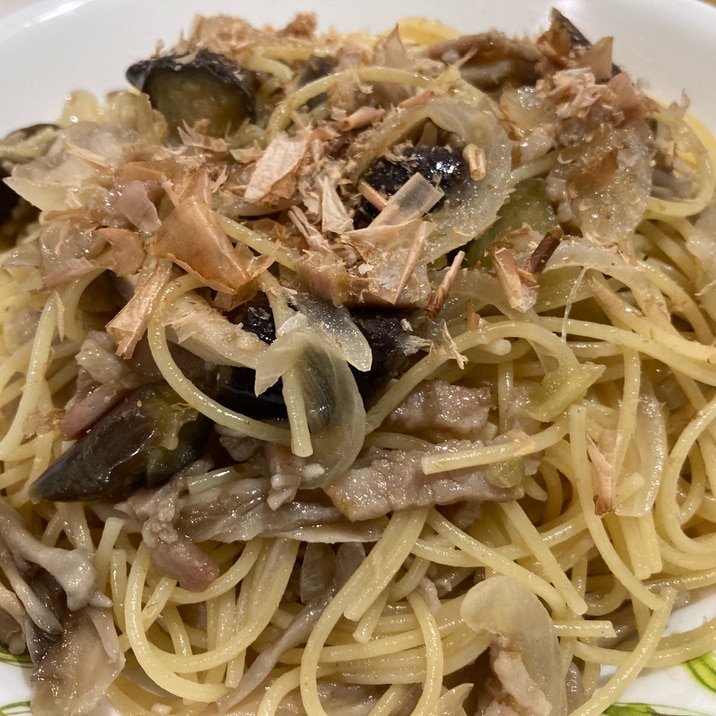 ちょっぴりヘルシー♪茄子とベーコンの和風パスタ